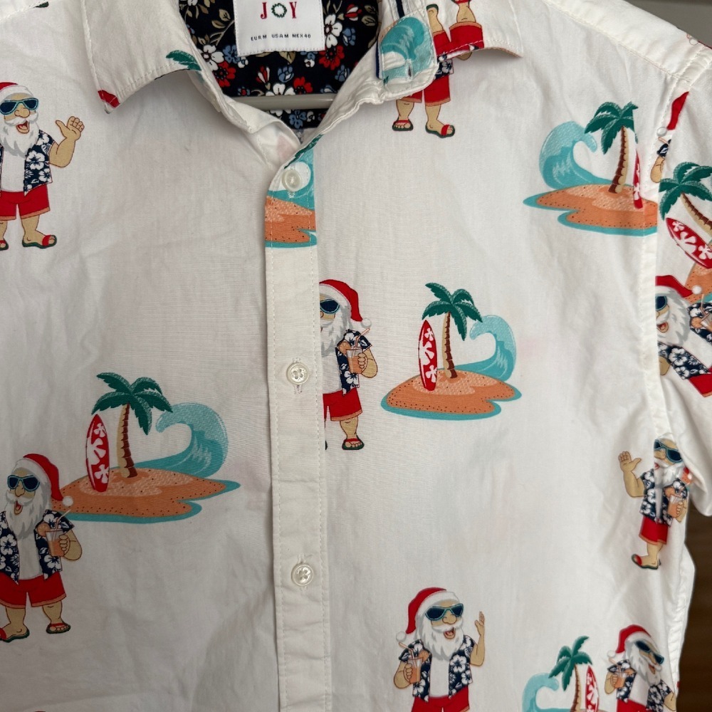 Denim & Flower Joy Santa Print Short Sleeve Button Up Shirt - Men's Medium - Picture 4 of 5